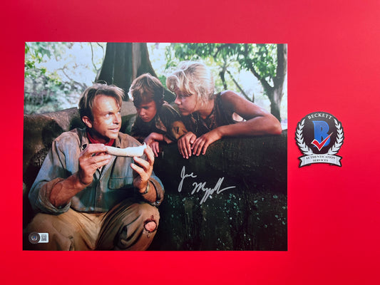 Joseph Mazzello Signed Jurassic Park 11x14 Photo - BAS 1W291552
