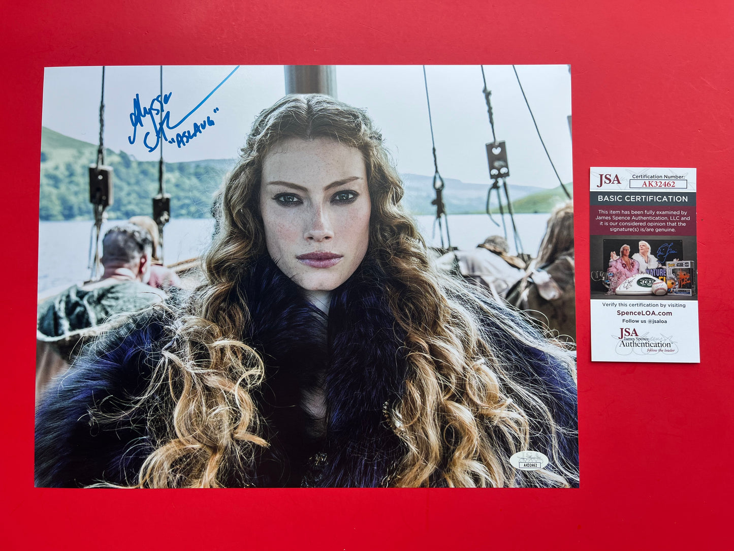 Alyssa Sutherland Vikings 11x14 Photo - JSA AK32462