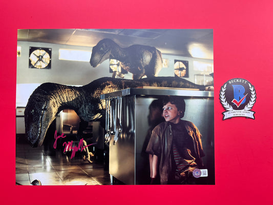 Joseph Mazzello Signed Jurassic Park 11x14 Photo - BAS 1W291684